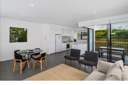 Uptown Apartments Oxford Road Bulimba Photo