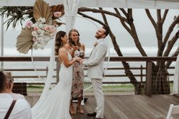 Byron Bay Wedding Celebrant Susie Figgis in New South Wales