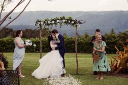 Kari Celebrant Sunshine Coast- Weddings, Elopements, Funerals Photo