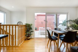 StayCentral Port Melbourne Townhouse on Union (Book Direct) in Melbourne
